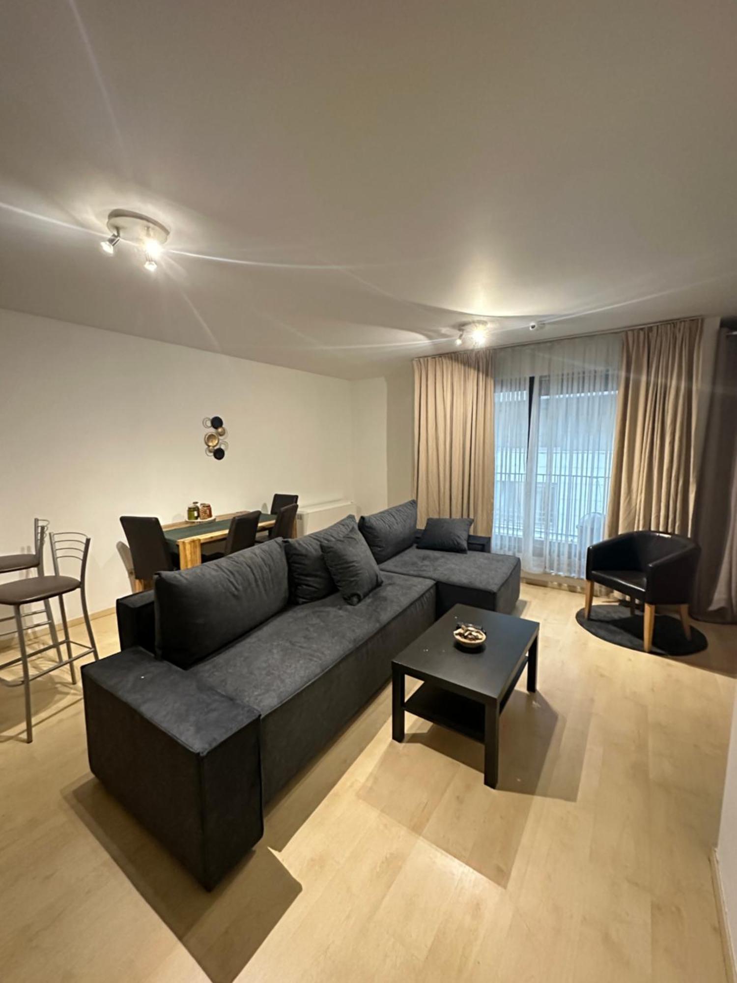 Appartement 2Chambres Au Centre Brussels Luaran gambar